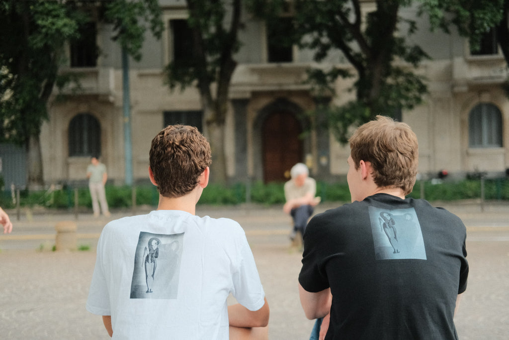 Amphora Pottering About (black)